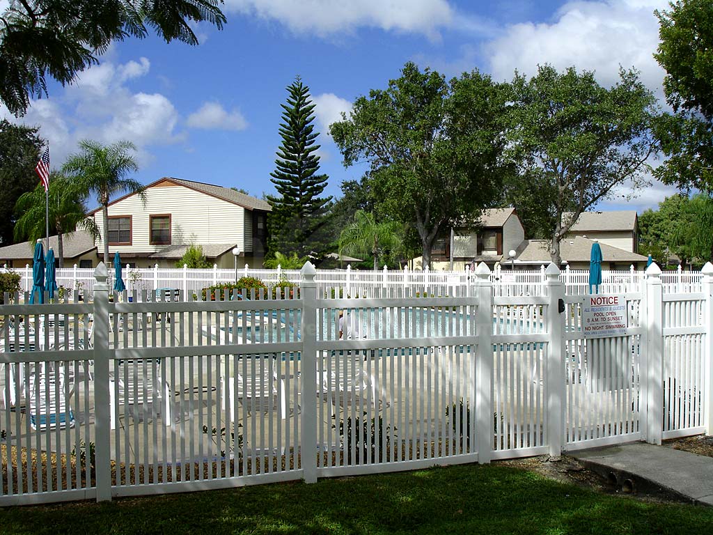 Courtyards North Community Pool Safety Fence